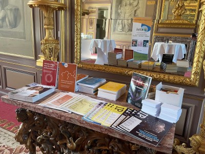 Heldendag2025_boeken op tafel
